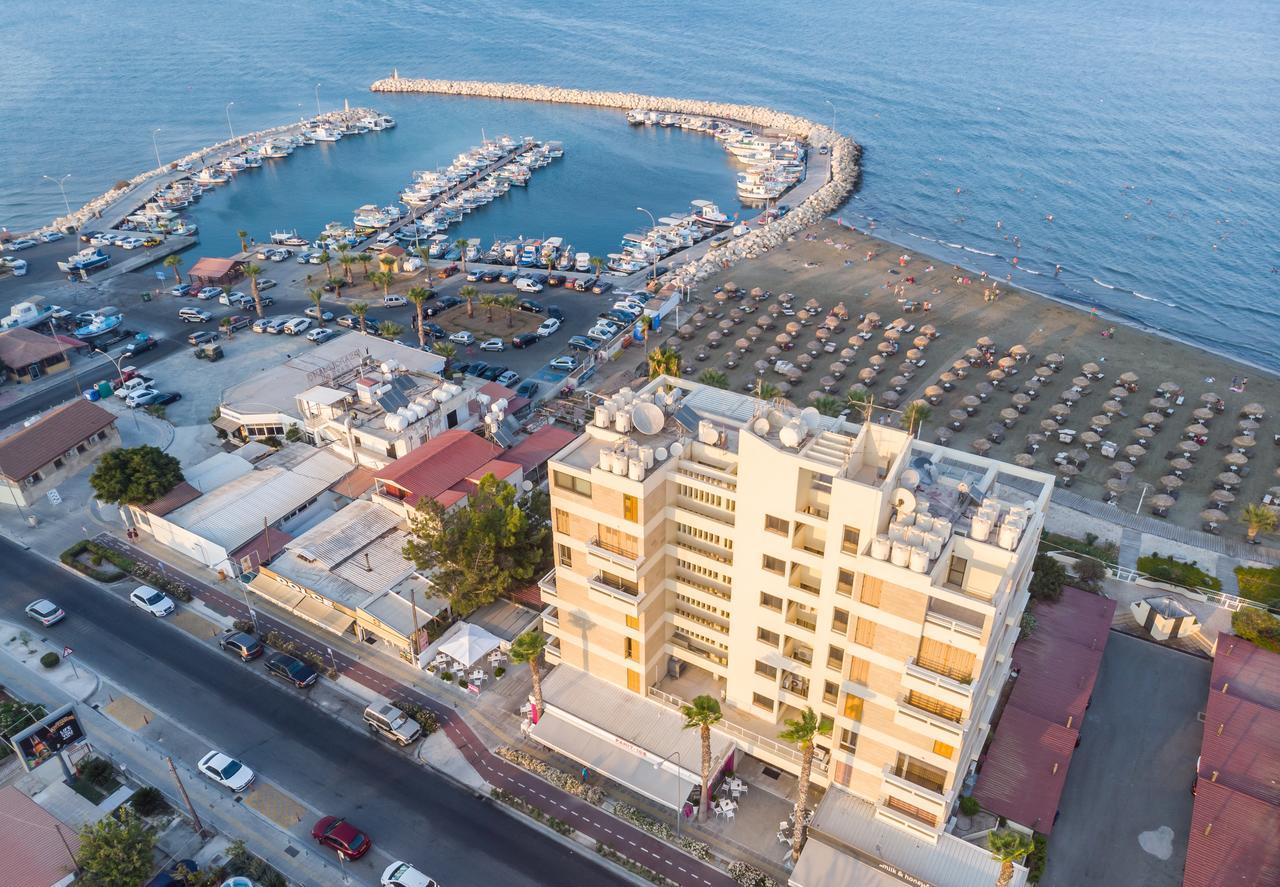 Lazuli Sea View Beachfront Ap 254 Lárnaca Exterior foto
